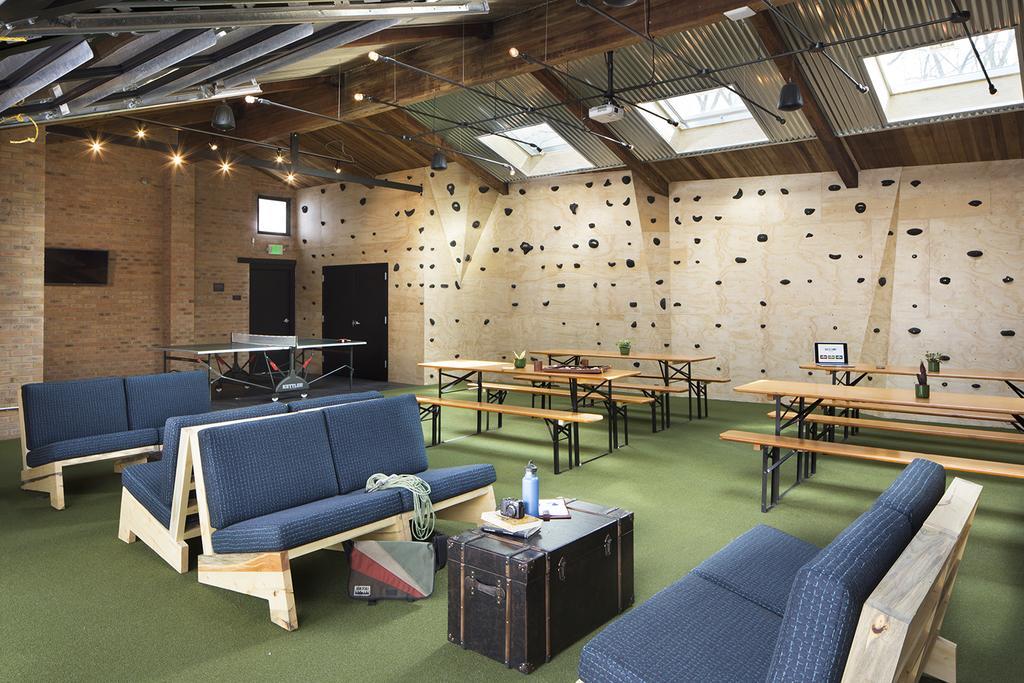 Hotel Basecamp Boulder Esterno foto