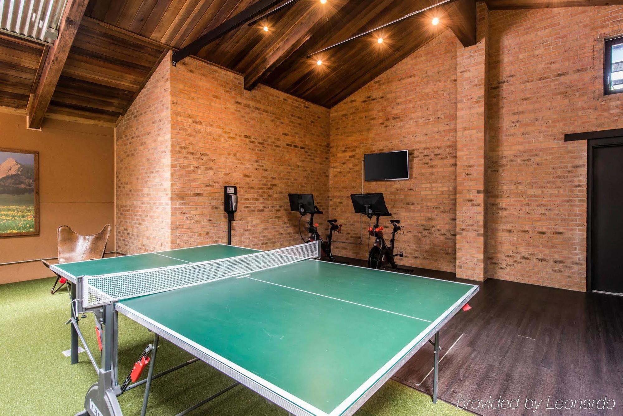 Hotel Basecamp Boulder Esterno foto