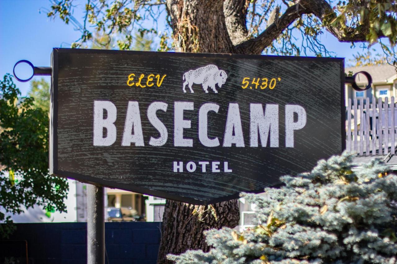 Hotel Basecamp Boulder Esterno foto