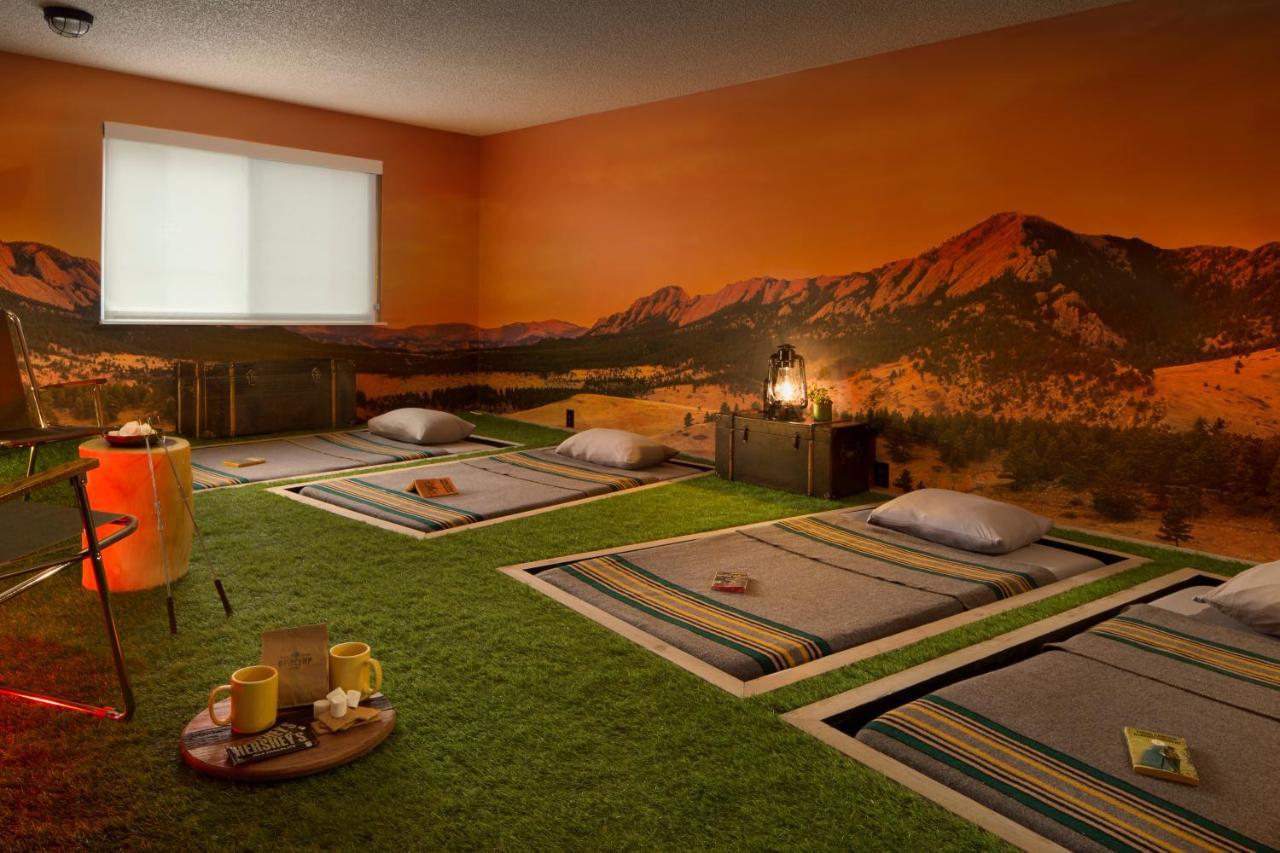 Hotel Basecamp Boulder Esterno foto